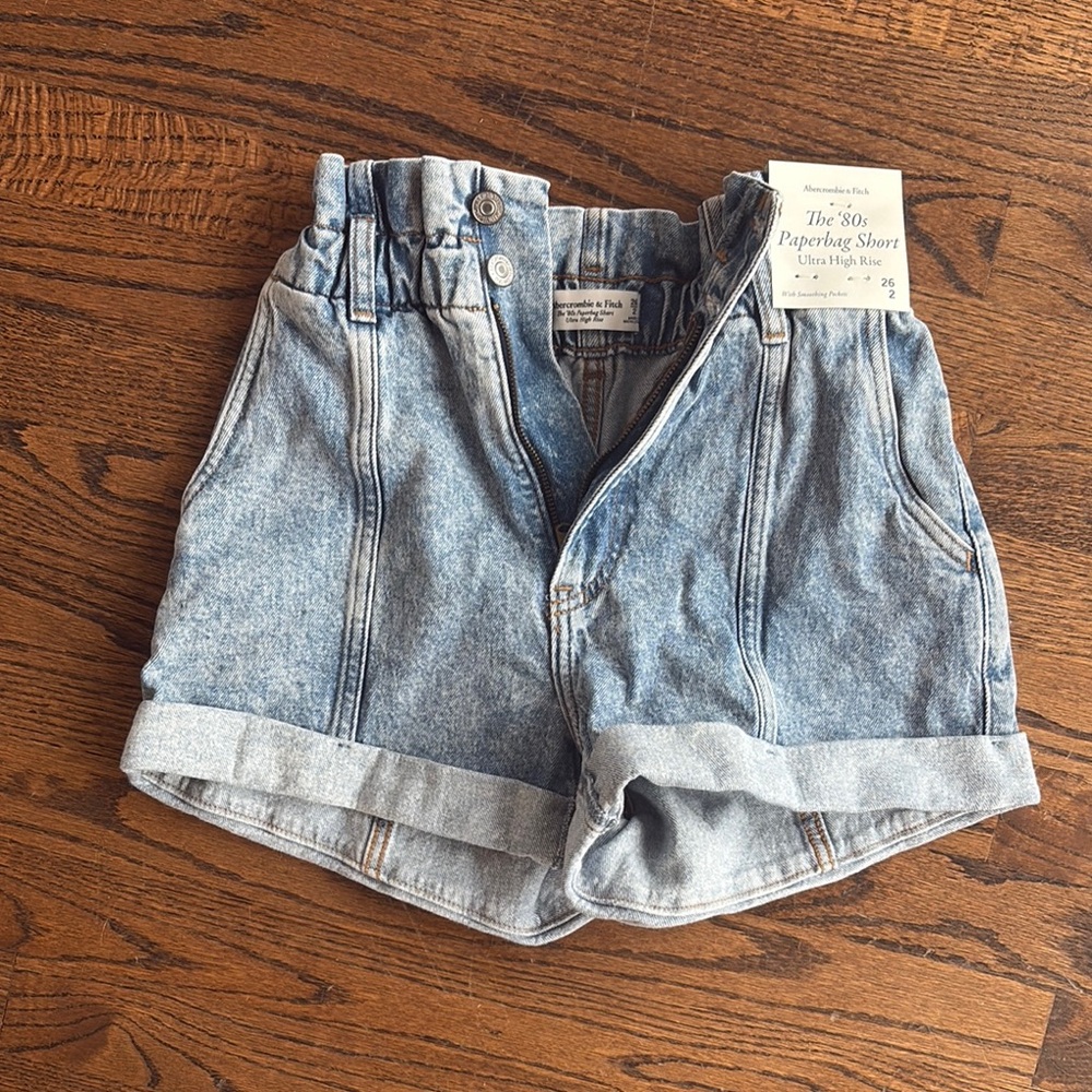 Abercrombie - The 80s Paperbag Short Ultra High Rise